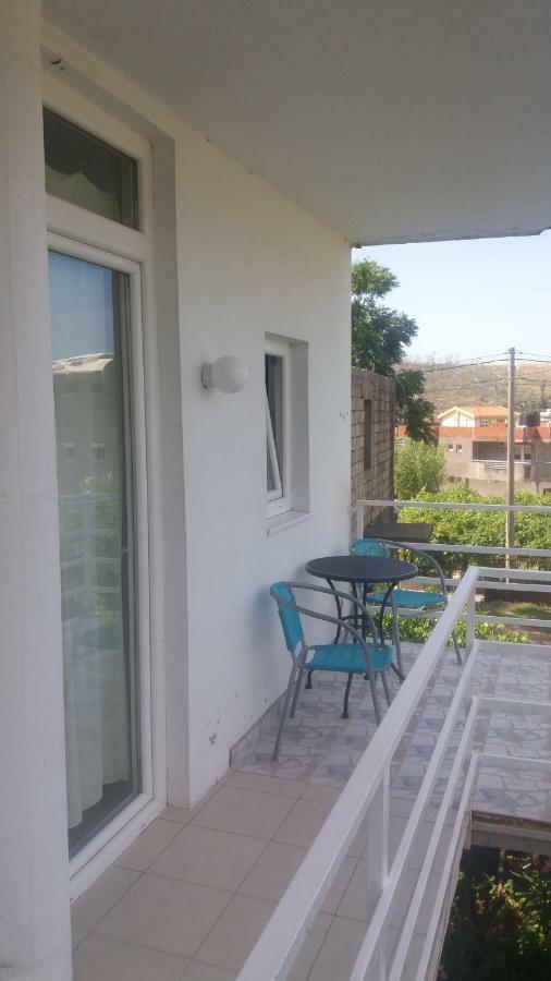 Mini Apartments Natasha Sutomore Exterior foto